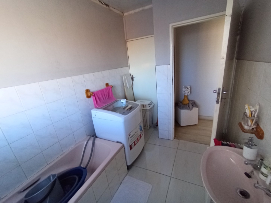 2 Bedroom Property for Sale in Bloemside Free State